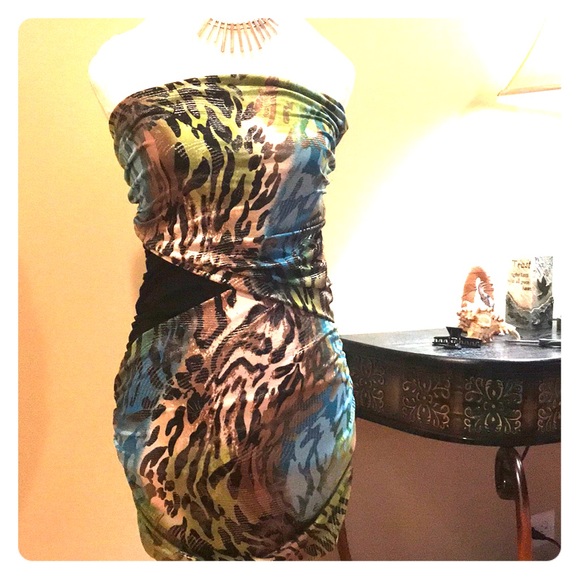 Dresses & Skirts - Bodycon Dress